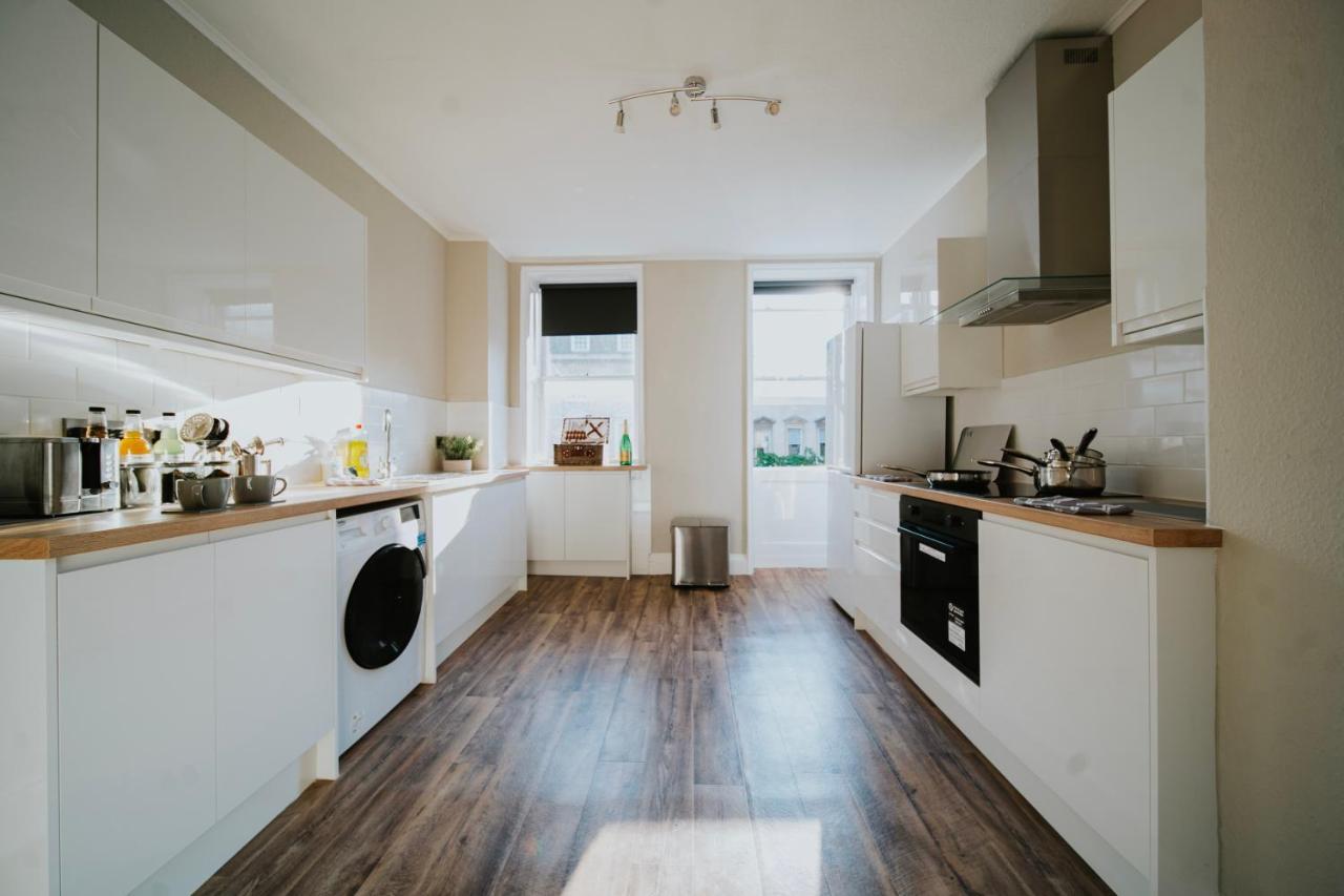 Ferienwohnung Roman Penthouse- City Skyline Views, 4K Tvs, 5G Wifi And More! Bath Exterior foto